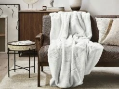 Plaid Wit In Diverse Formaten CHAAB 17 Plaid Wit In Diverse Formaten CHAAB -slaapkamer Verkoopwinkel undef src sa picid 813155 type whitesh image