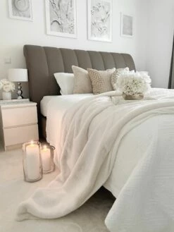 Plaid Wit In Diverse Formaten CHAAB 12 Plaid Wit In Diverse Formaten CHAAB -slaapkamer Verkoopwinkel undef src sa picid 814160 type whitesh image