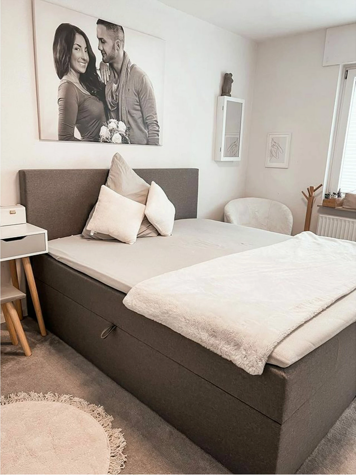 Boxspring Stof Grijs Met Opbergruimte In Diverse Formaten SENATOR 3 Boxspring Stof Grijs Met Opbergruimte In Diverse Formaten SENATOR - Afbeelding 3