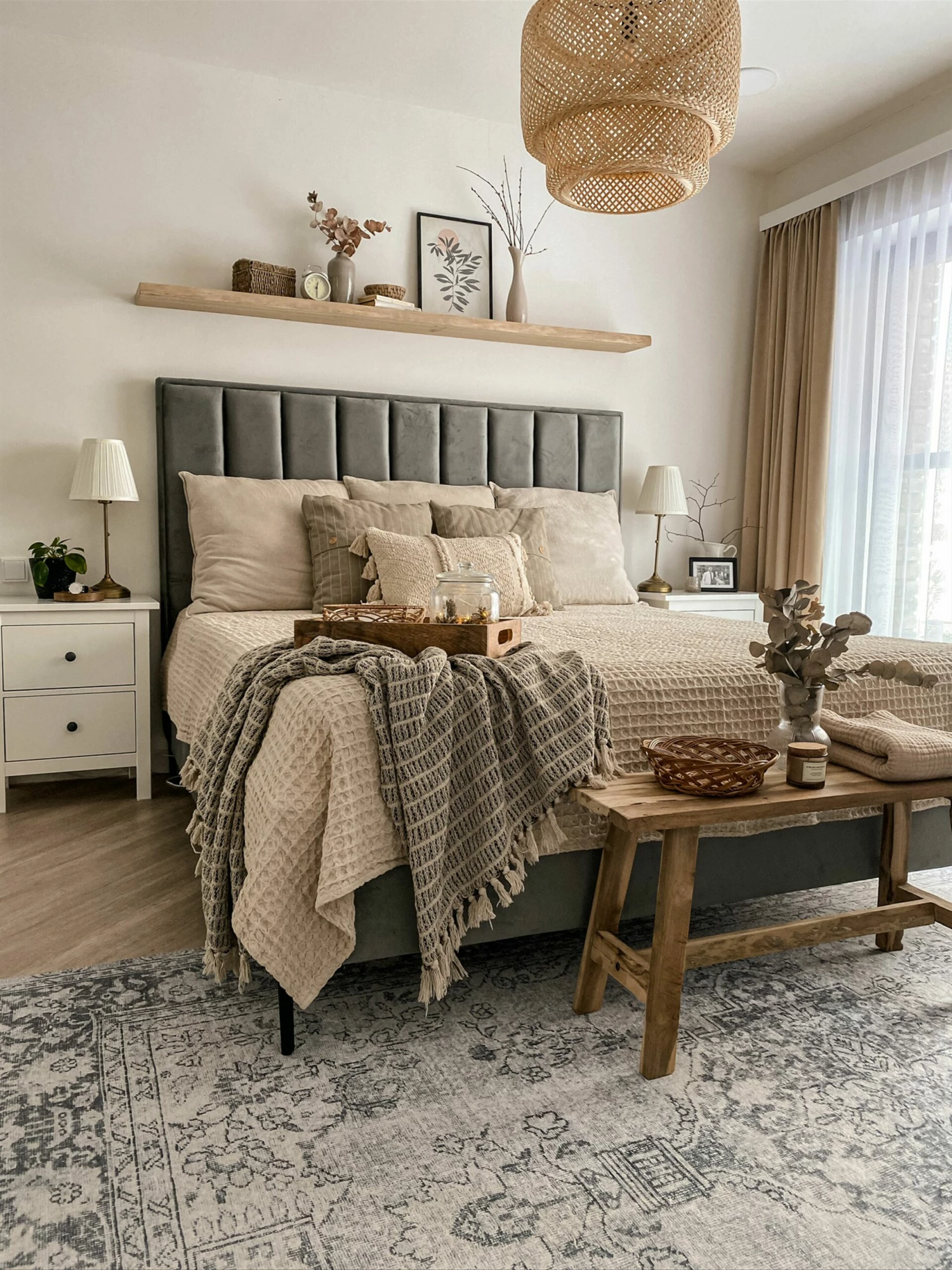 Bed Fluweel Lichtgrijs Met Opbergruimte In Diverse Formaten SEZANNE 3 Bed Fluweel Lichtgrijs Met Opbergruimte In Diverse Formaten SEZANNE - Afbeelding 3