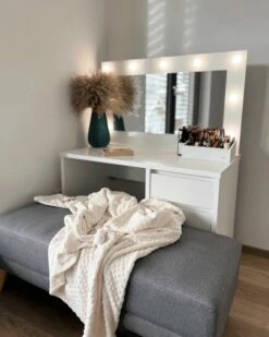 Plaid Crème In Diverse Formaten SAMUR -slaapkamer Verkoopwinkel undef src sa picid 853878 type whitesh image